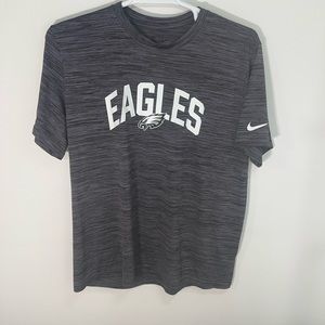 Nike Men's Gray Eagles T-Shirt size XL